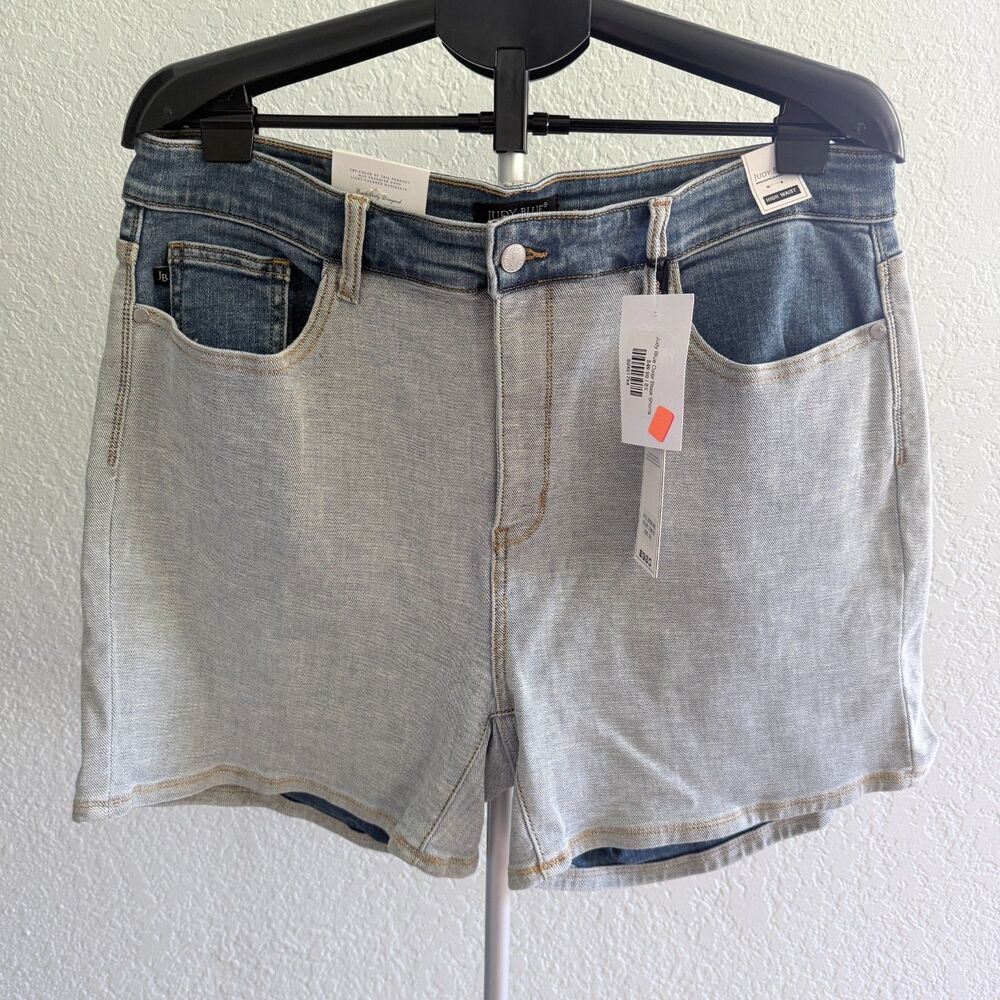 NWT Judy Blue Color Block Stretch High Rise Denim Shorts Plus Size 2XL - Picture 2 of 8